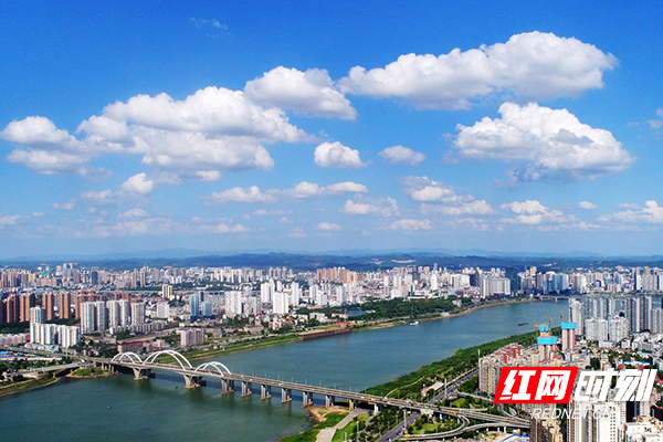 湘江兩岸。.jpg